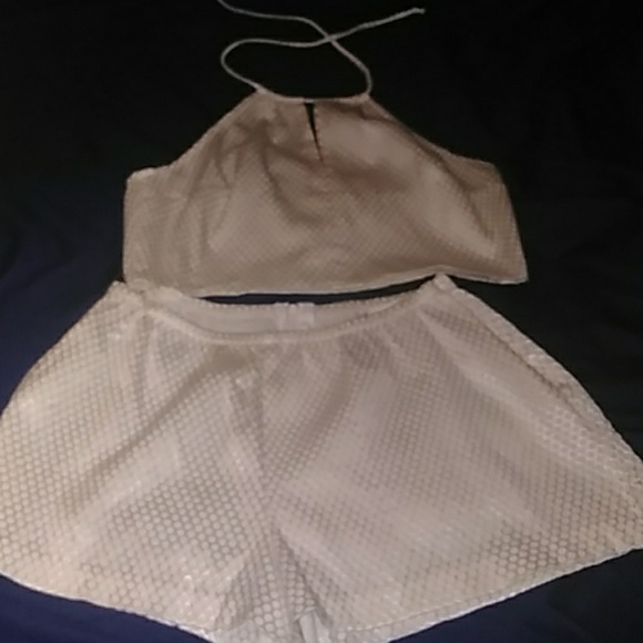 Short set - Picture 2 of 7